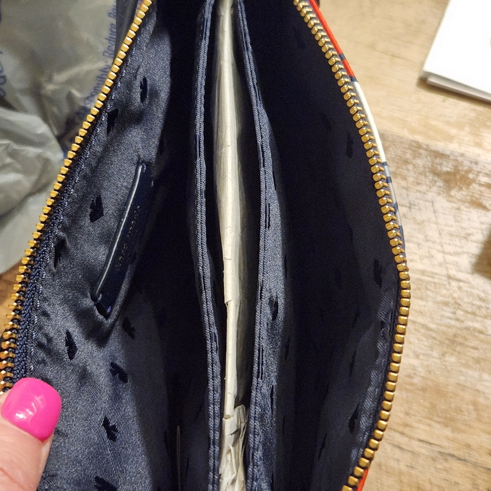 Kate Spade Triple Gusset Crossbody NWT - Picture 7 of 10